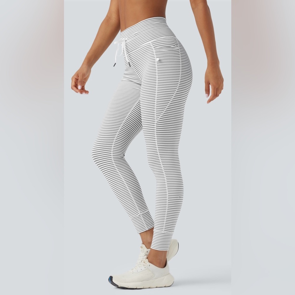 HALARA High Waisted Drawstring Striped Yoga Leggings with Pockets